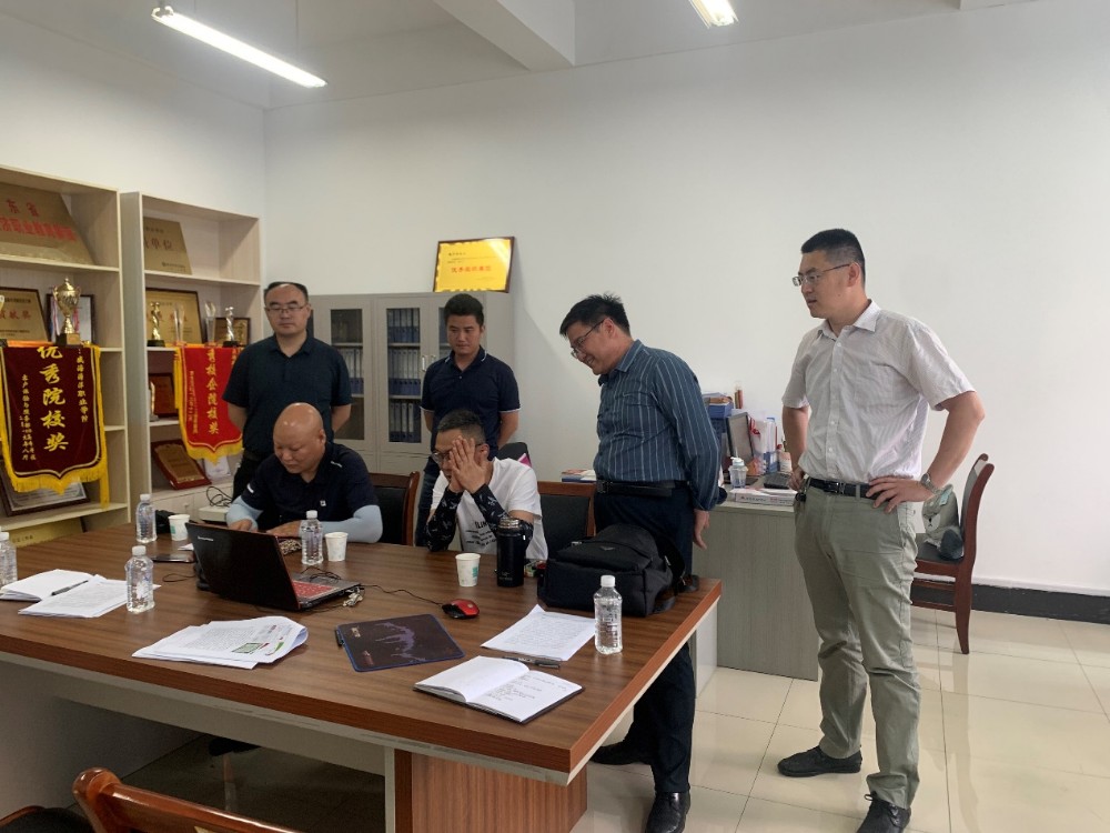 图片2.jpg 图片2.jpg