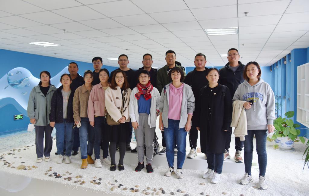 威海市环翠区畜牧局一行到访明德学院