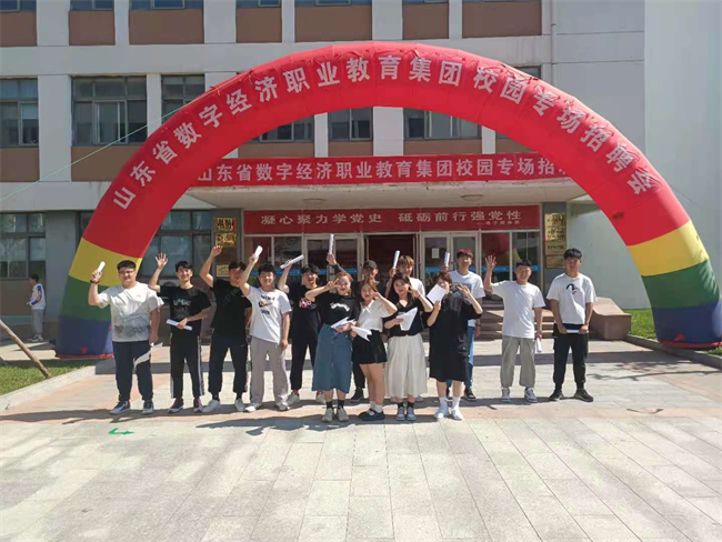 图片3.jpg 图片3.jpg