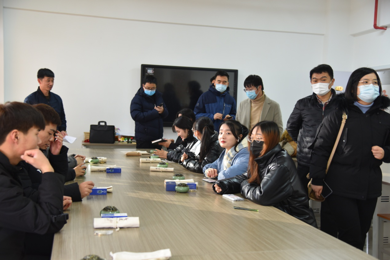 河北省中职院校交通运输类骨干教师到明德学院参观交流