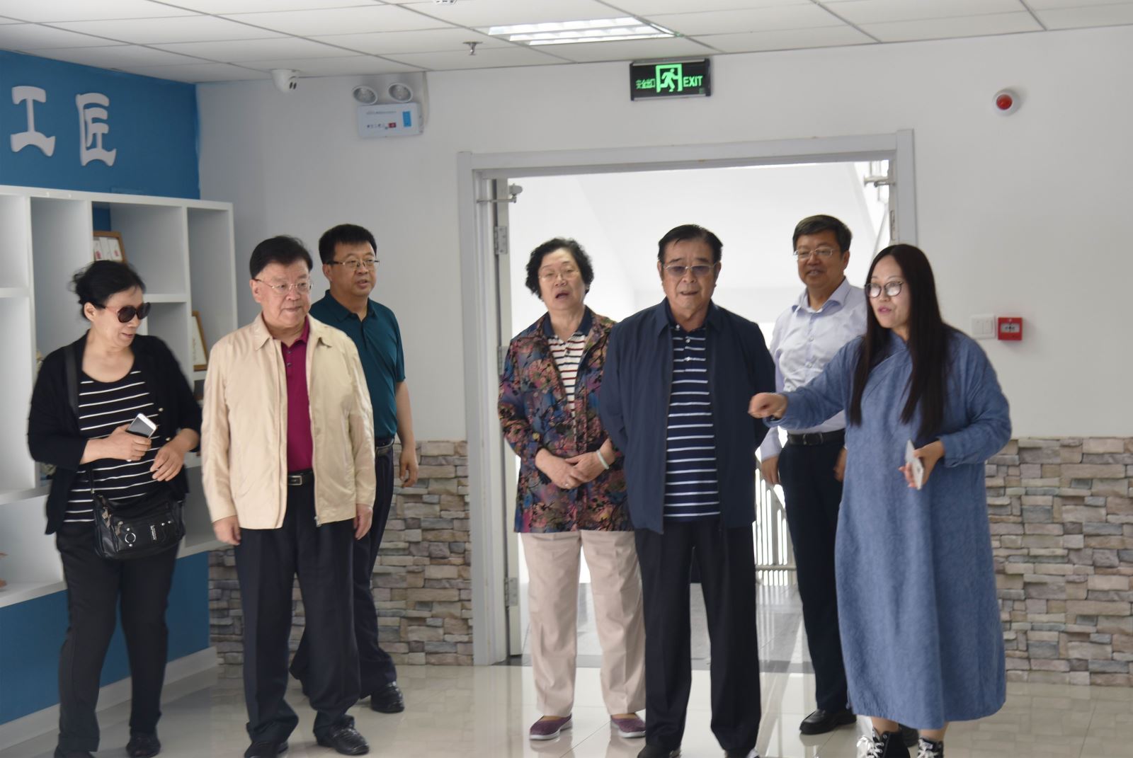 原内蒙古自治区党委书记刘明祖同志来明德学院参观交流