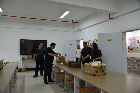 教育部、教育厅领导一行莅临明德学院调研指导