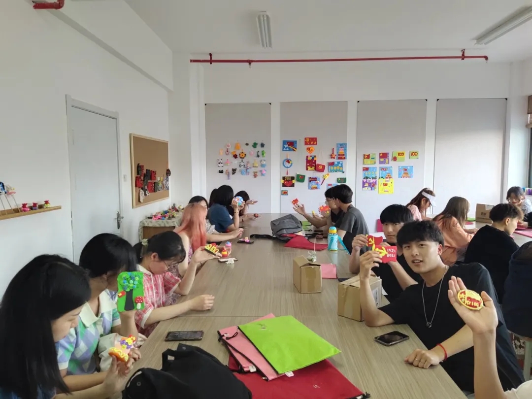 面塑课堂献礼建党100周年