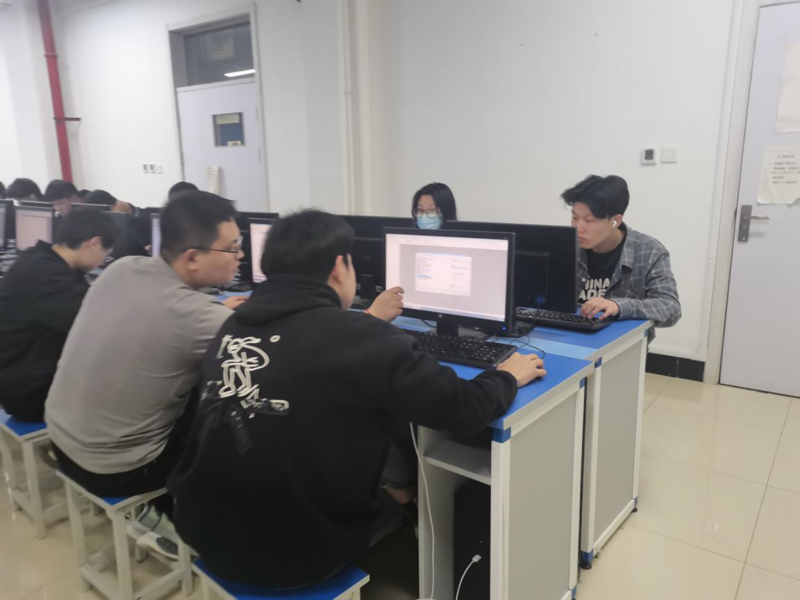 明德课堂|《生活中的趣味编程》