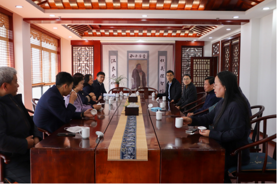 明德动态|威海市政协党组成员、副主席彭霞同志一行到明德学院调研考察