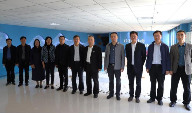 省职业教育创新发展高地专项督导组莅临明德学院考察参观