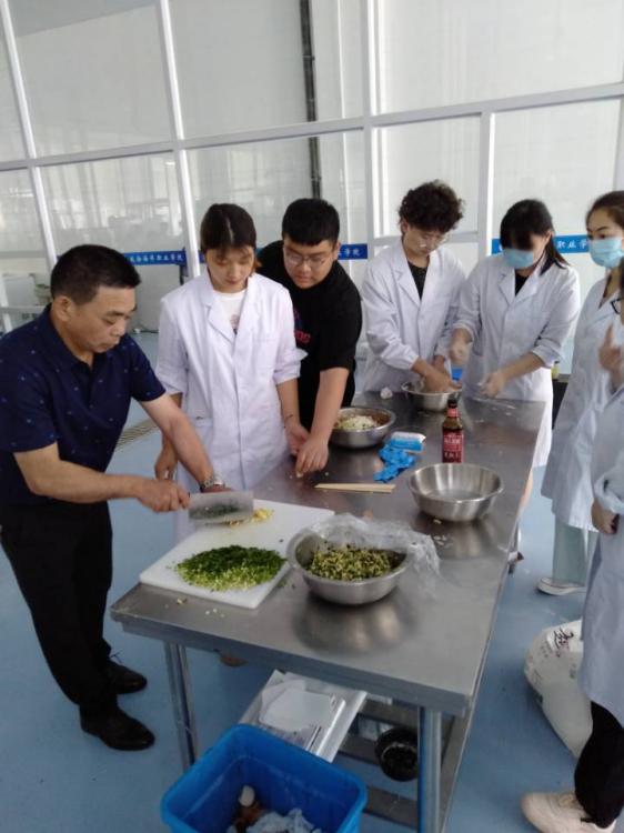 图片2.jpg 图片2.jpg