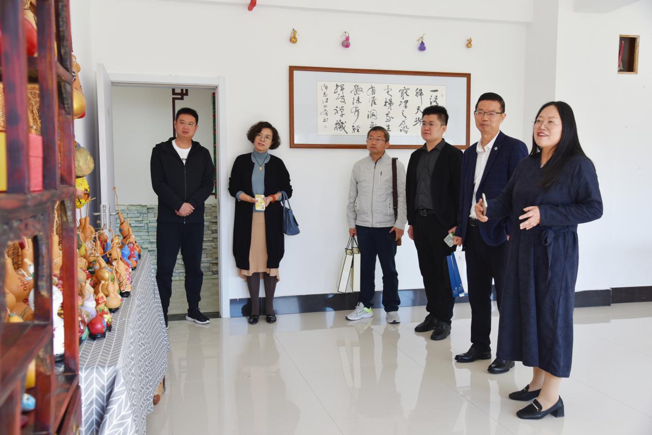 威海职业学院艺术学院院长刘志刚一行到访明德学院